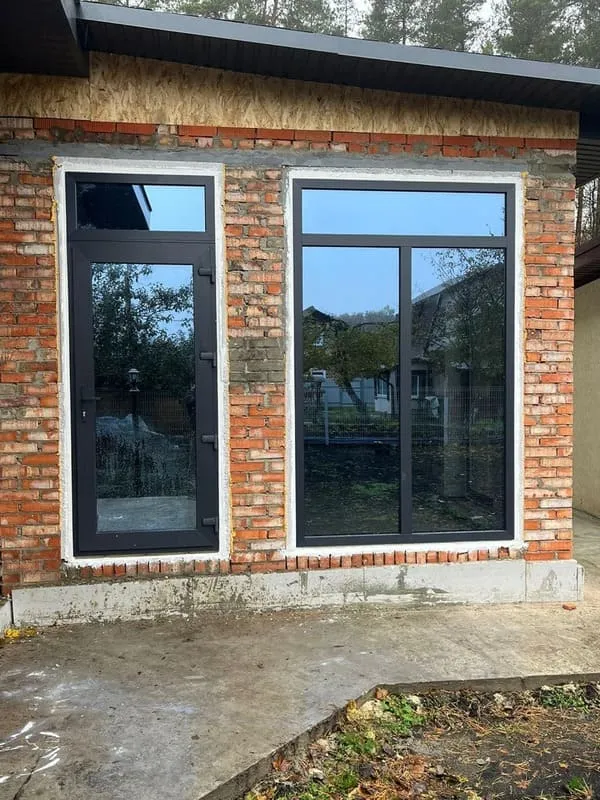 Окна REHAU в частном доме: фотография проекта 2 из 2
