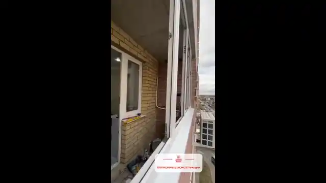 Обложка видео «Балкон с новой отделкой и скрытой подсветкой»