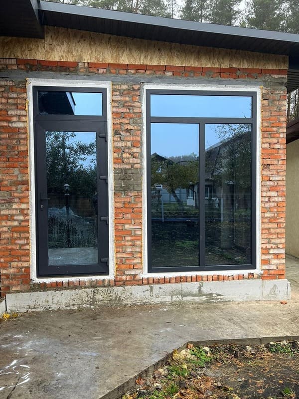 Окна REHAU в частном доме: фотография проекта 2 из 2